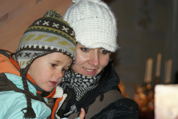 Jonathan und Mama Pizi.JPG