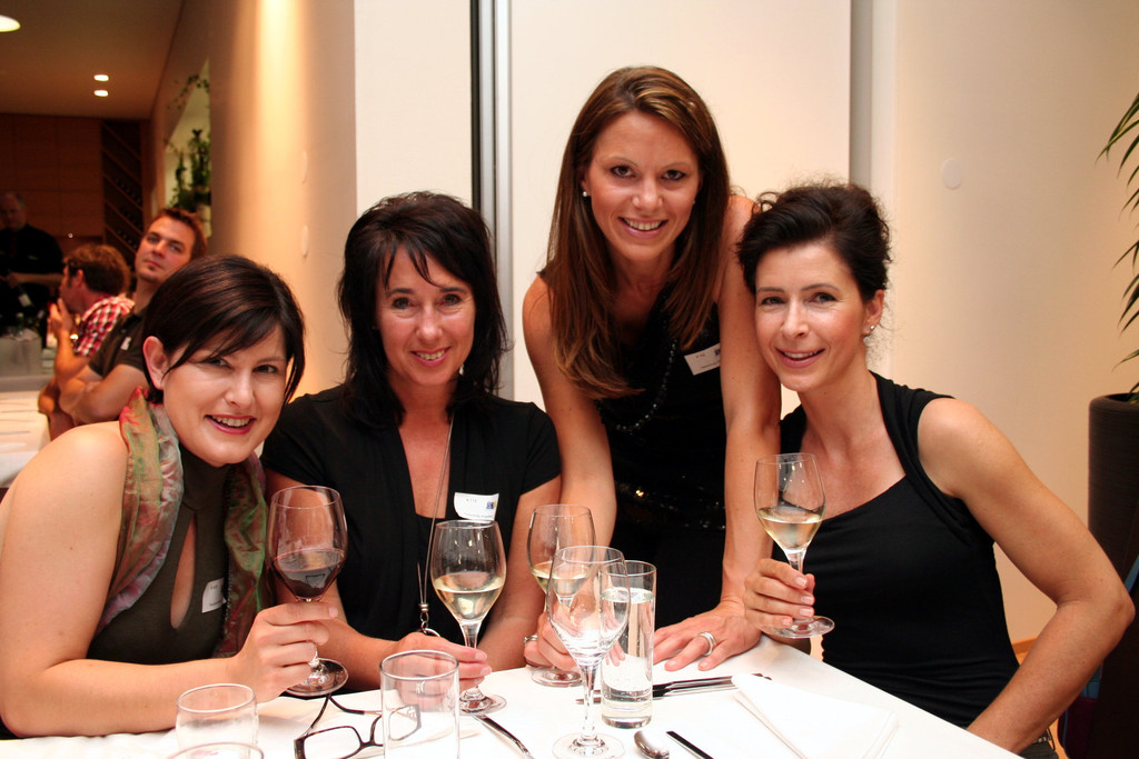 IMG_9950_jpg-1308245435