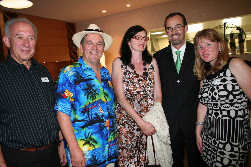 IMG_9956_jpg-1308245450