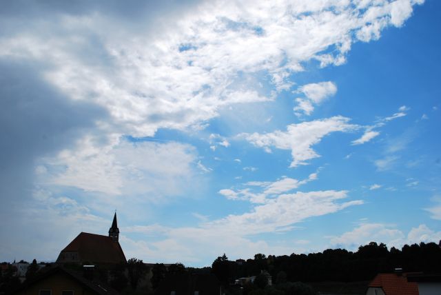 normal_160611gewitterlaufenoberndorf2.jpg