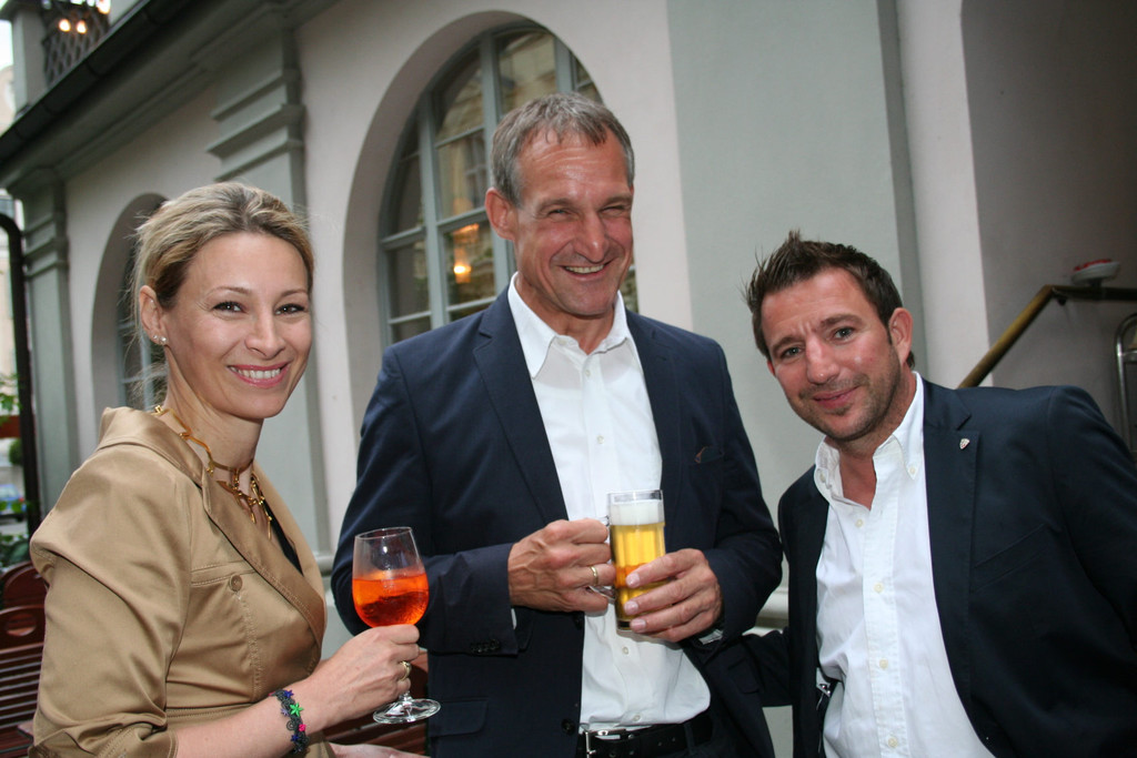 IMG_0012_jpg-1308475615