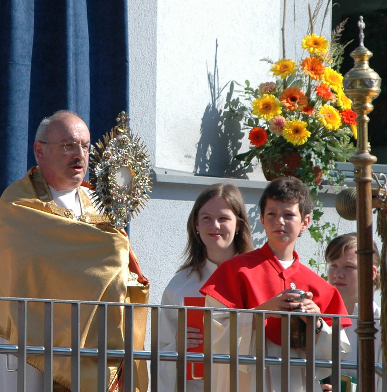 2009 Pfarrer Trenti_JPG-1308483077