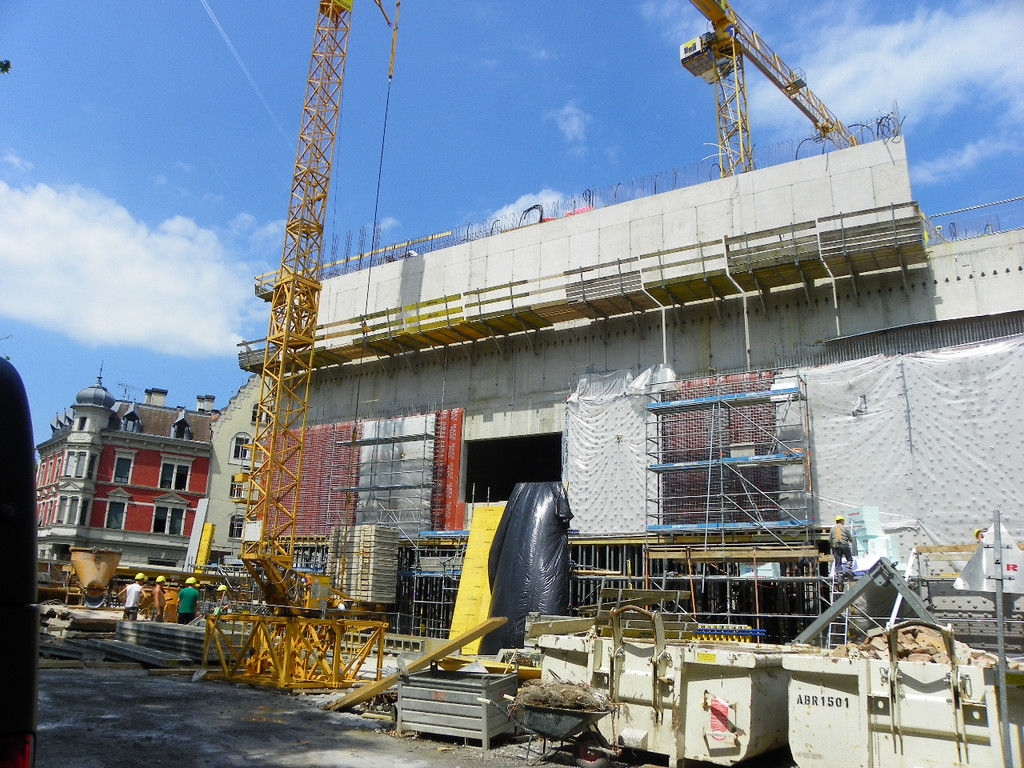 111_4990_JPG-1308489107