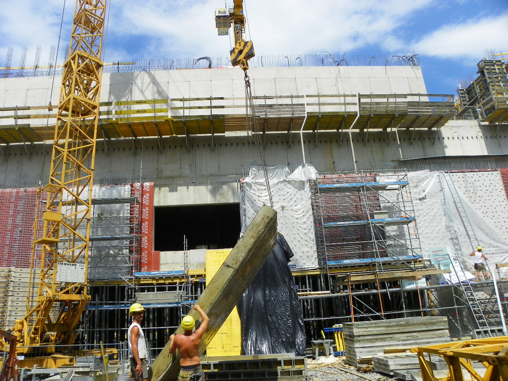 111_4985_JPG-1308489129