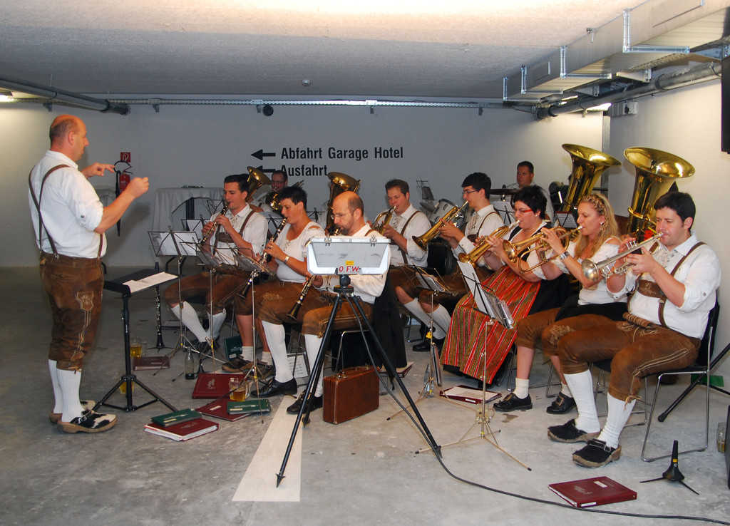 sterneneroeffnung16_jpg-1308488658