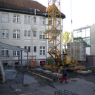 016-Abbruch Stahl-Glasvordach im Hof.jpg