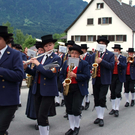 Marschformation in Reih und Glied.jpg