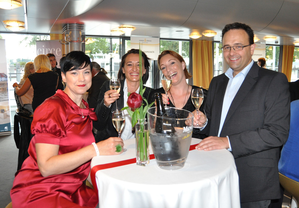 rhenkel_jpg-1308570303