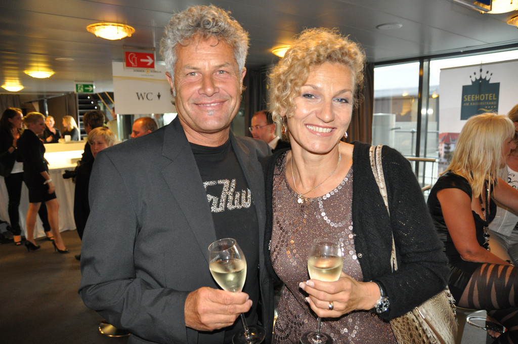 rmonz_jpg-1308570347