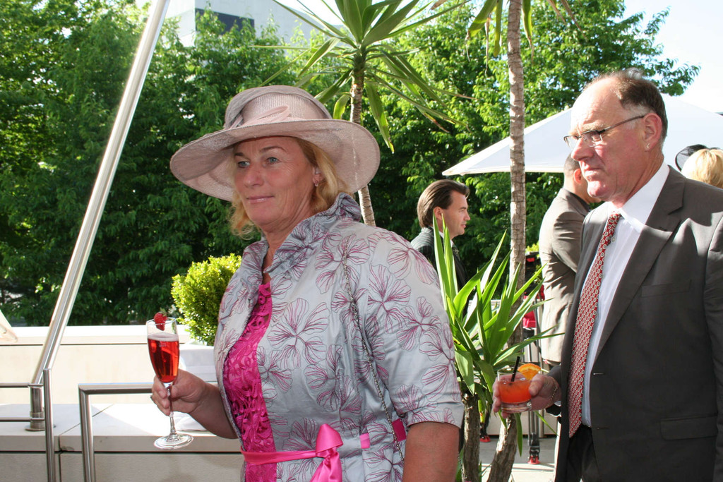 IMG_0330_jpg-1308595600