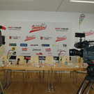 Pressekonferenz am Garnmarkt in Goetzis