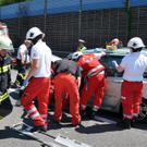 Unfall auf A21, Fahrer in PKW eingeklemmt