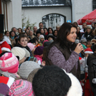 Volksschulchor Christkindlemarkt 009 _5_.jpg