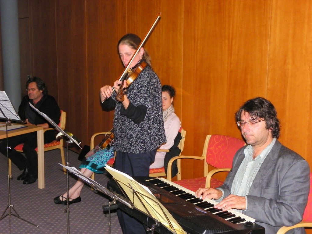 111_5519_JPG-1308851330