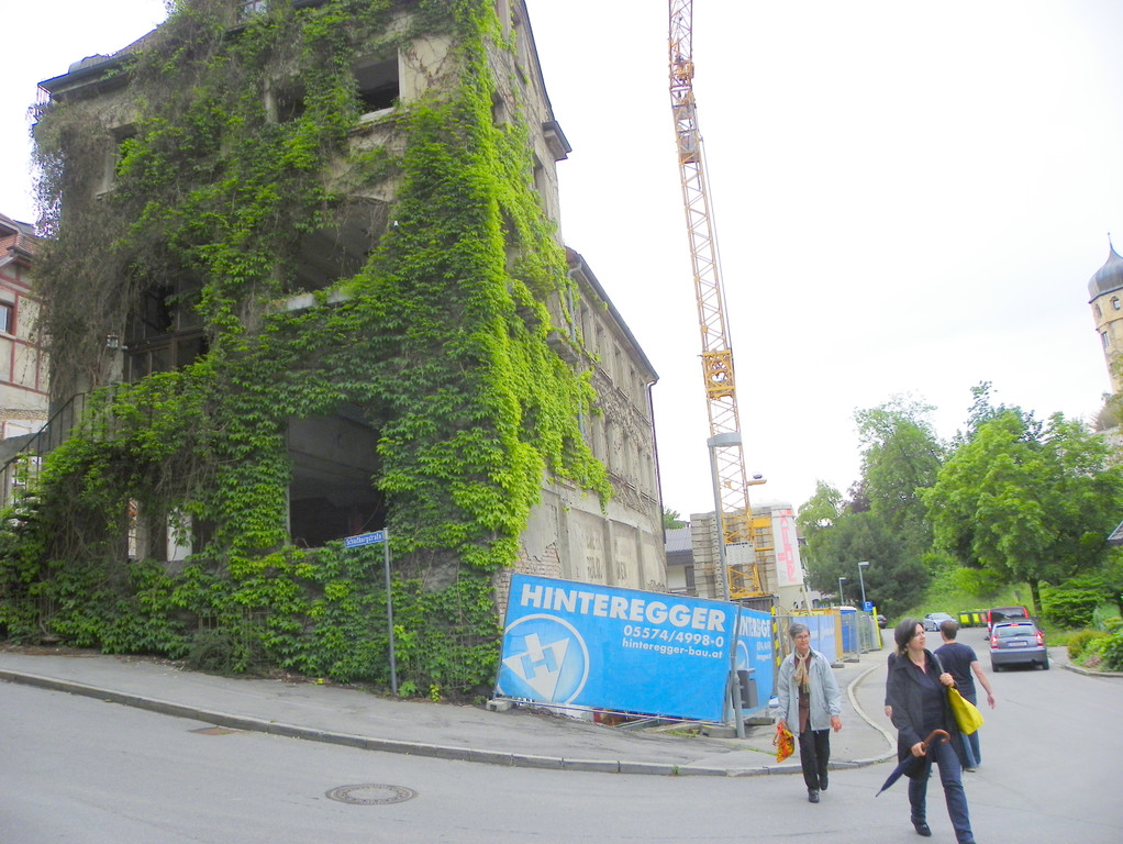 6_6_11 202_jpg-1308870082