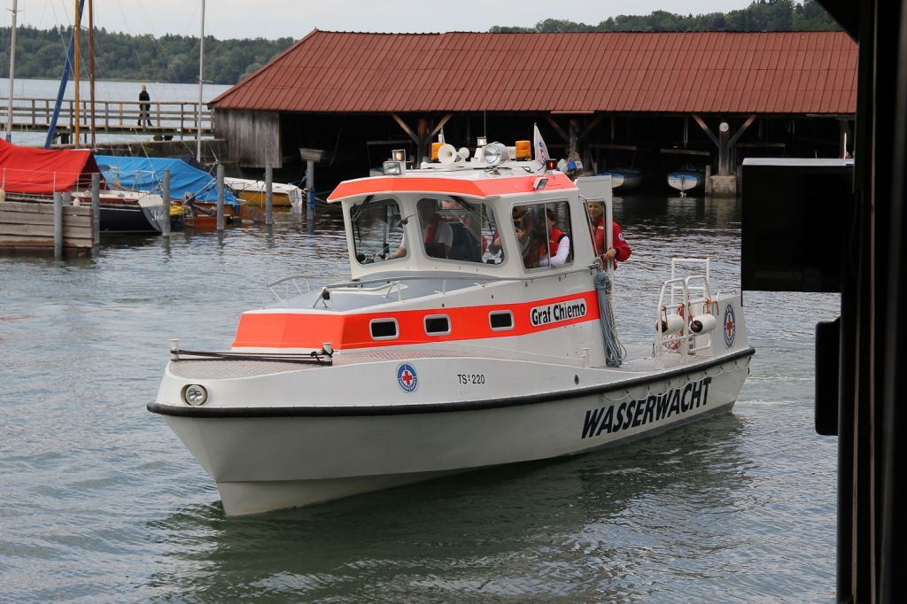 normal_23062011wtrettungsaktionchiemseeaktivnews21.jpg