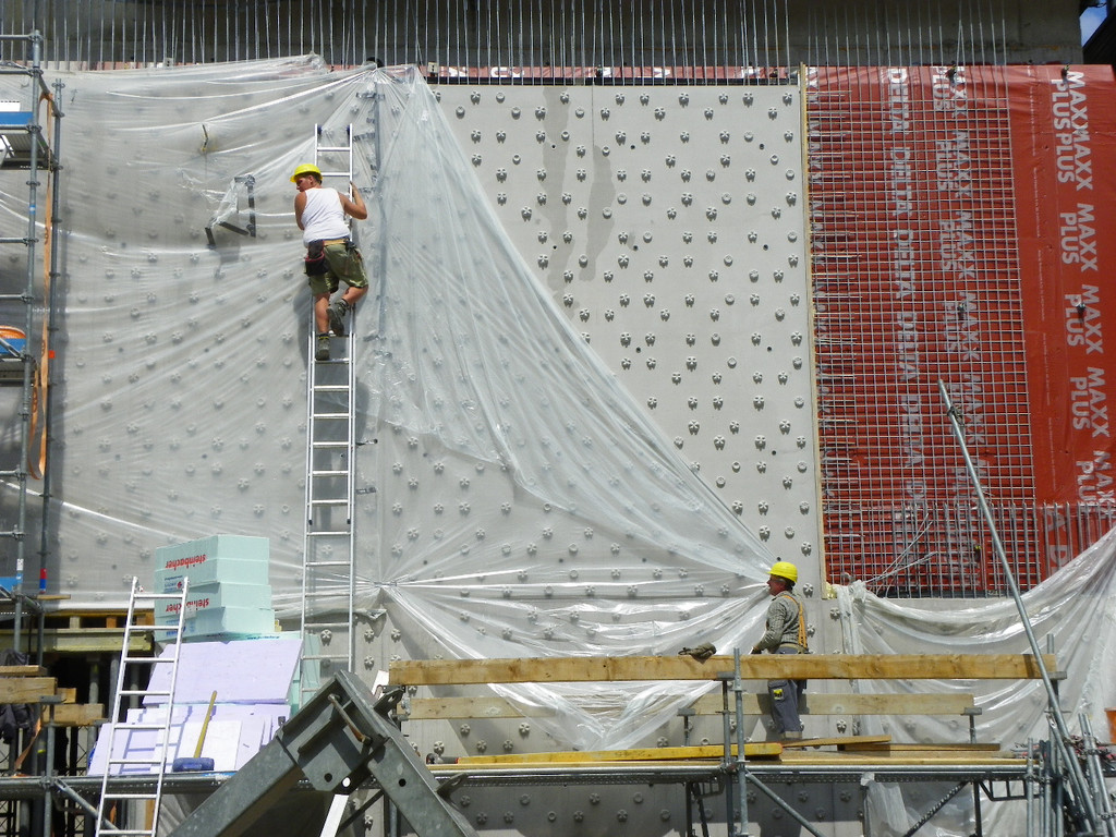 111_4976_JPG-1308956584