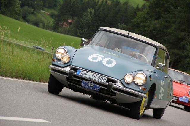 normal_25062011edelwrlaktivnews__10_.jpg