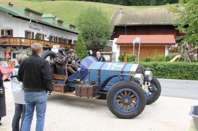 normal_25062011edelwrlaktivnews__49_.jpg