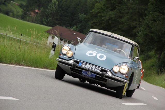 normal_25062011edelwrlaktivnews__9_.jpg