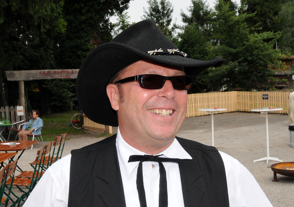 Pro Western 9_jpg-1309081853