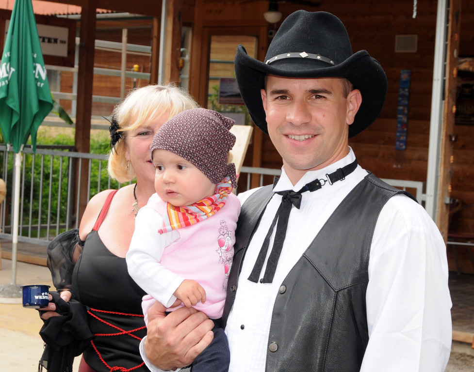 Pro Western 76_jpg-1309082089