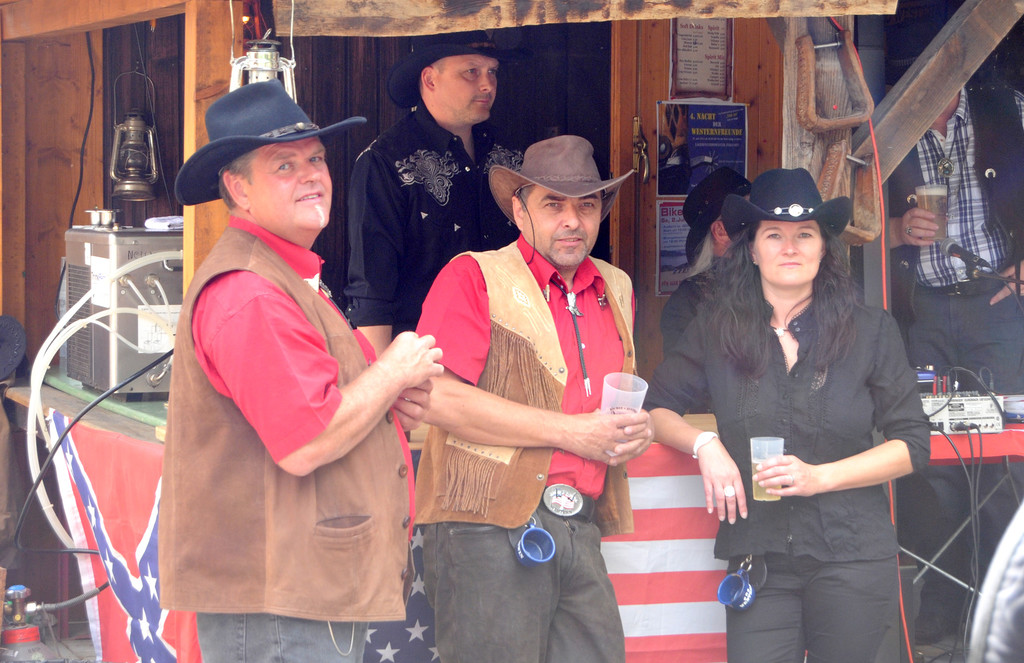 Pro Western 202_jpg-1309082302