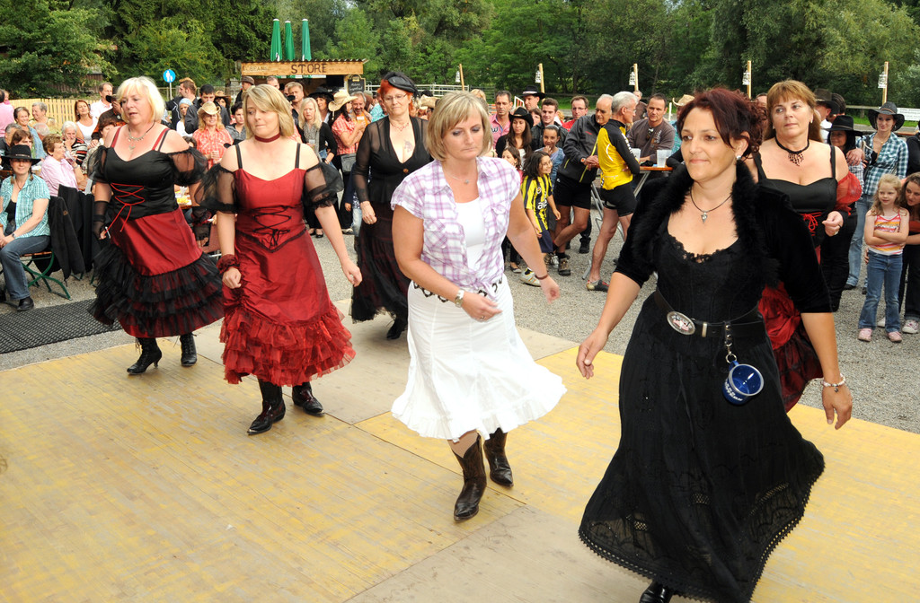 Pro Western 323_jpg-1309083027