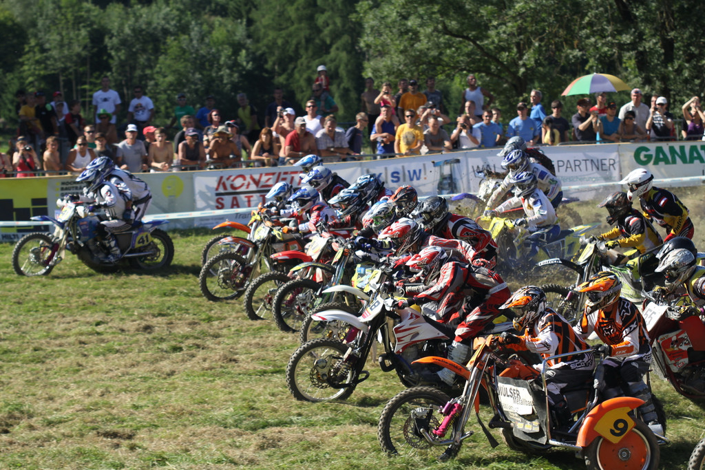 Moto Cross 2  011 1353_jpg-1309177473