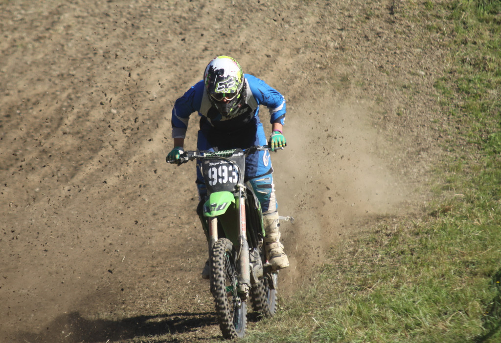 Moto Cross 4  011 320_jpg-1309177878
