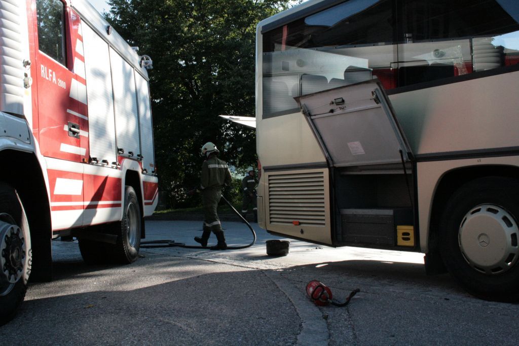 normal_27062011PostbusbrandElixhausenPM_16.jpg