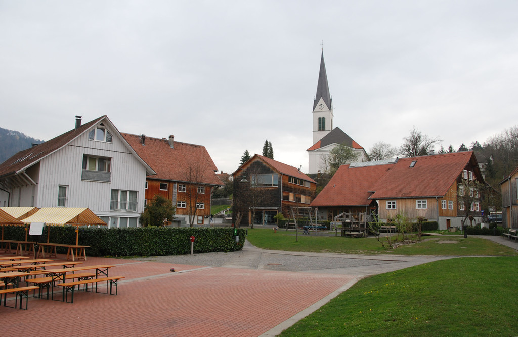 marktplatz_kirche_jpg-1309267125