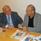Dir_ Hoch und Gerold Hirn beim Bausteinverkauf_jpg-1309281895