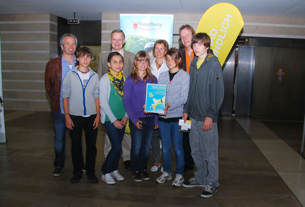 schoolbiker01_jpg-1309447761