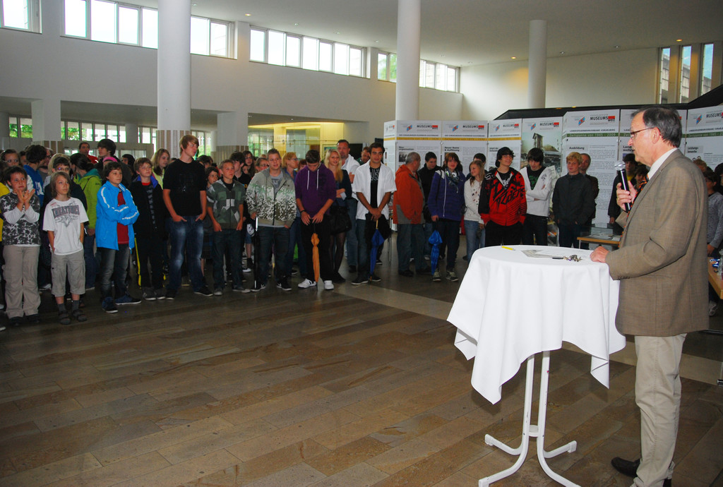 schoolbiker20_jpg-1309448184