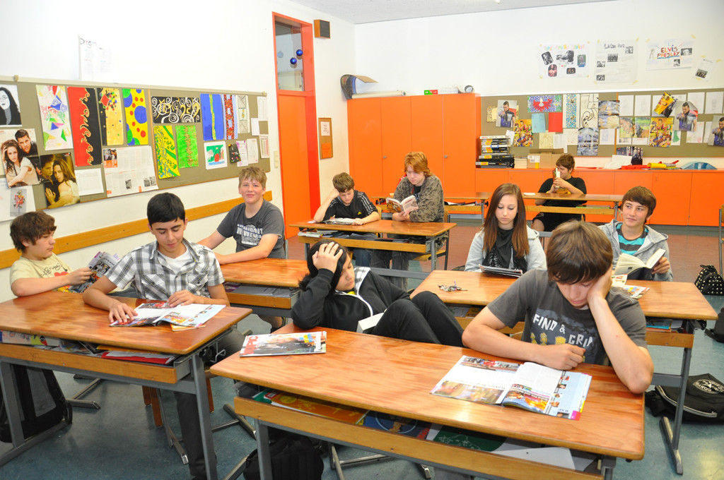 4 a lesend_jpg-1309517141