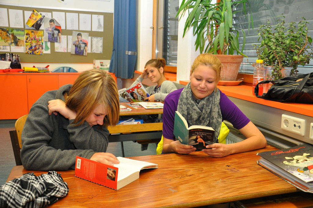 sandraundjessica_jpg-1309517390