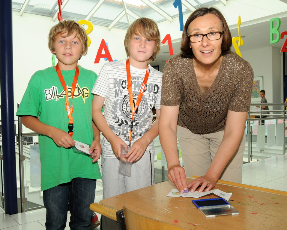 Simon _ Jonas _ Dir_ Helbok_jpg-1309538175