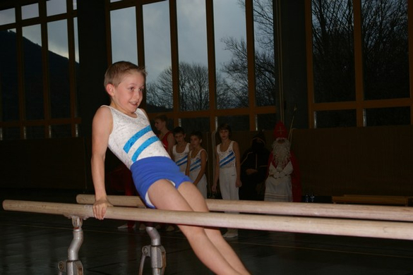 mini-bea_Nikoloturnen 101.jpg