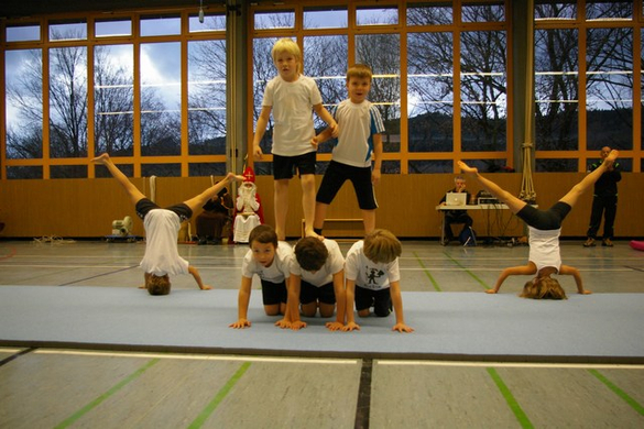 mini-bea_Nikoloturnen 204.jpg
