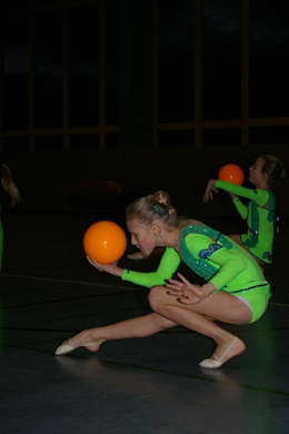 mini-bea_Nikoloturnen 222.jpg