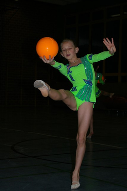 mini-bea_Nikoloturnen 225.jpg