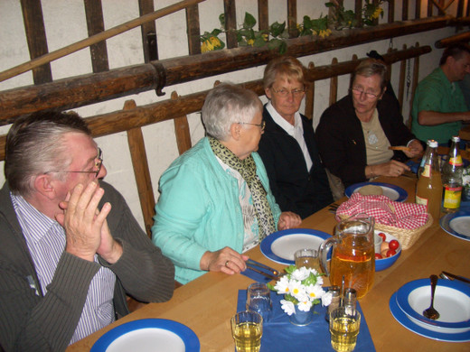 aus12_JPG-1309680631