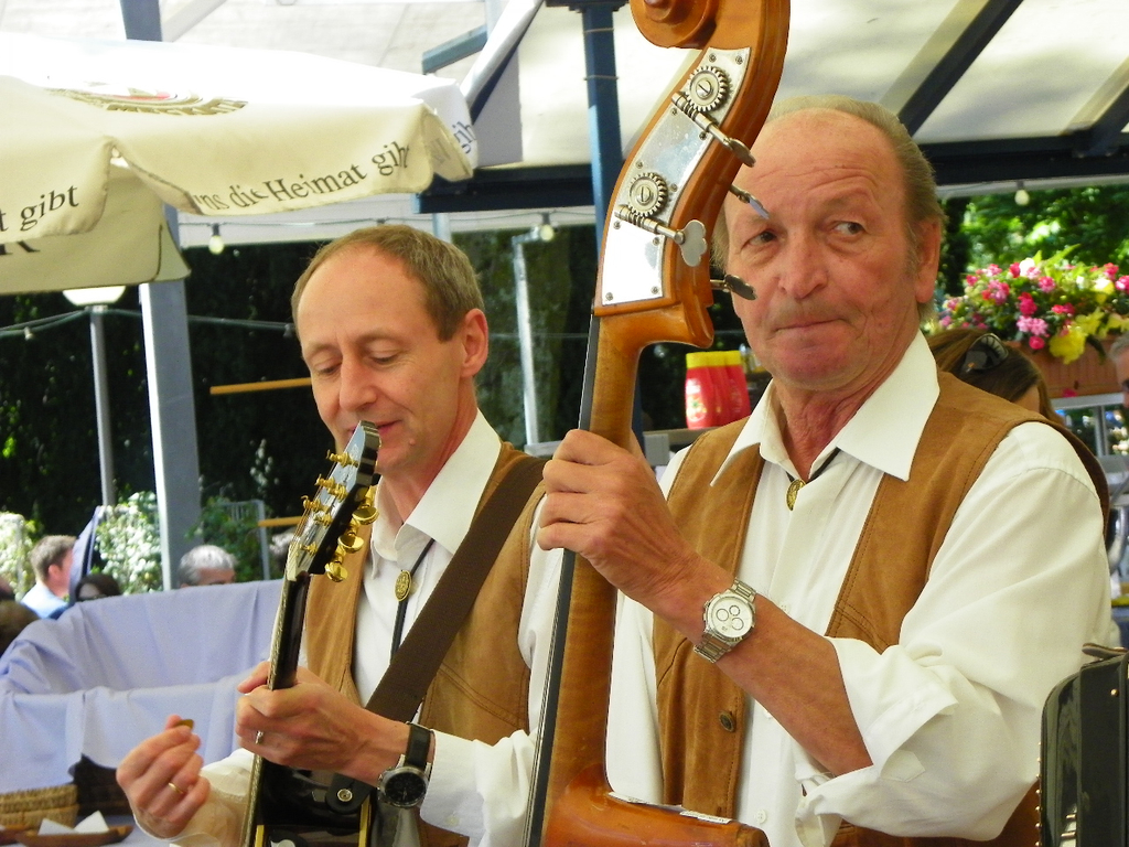 111_7013_JPG-1309688676