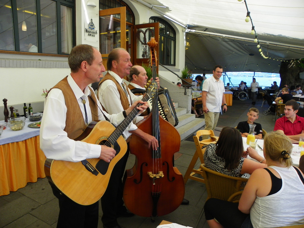 111_7005_JPG-1309688650