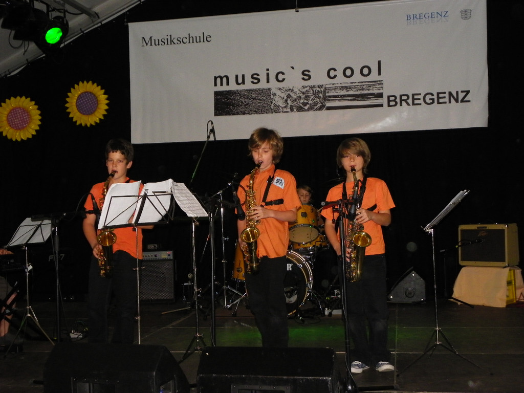 111_8483_JPG-1309689339