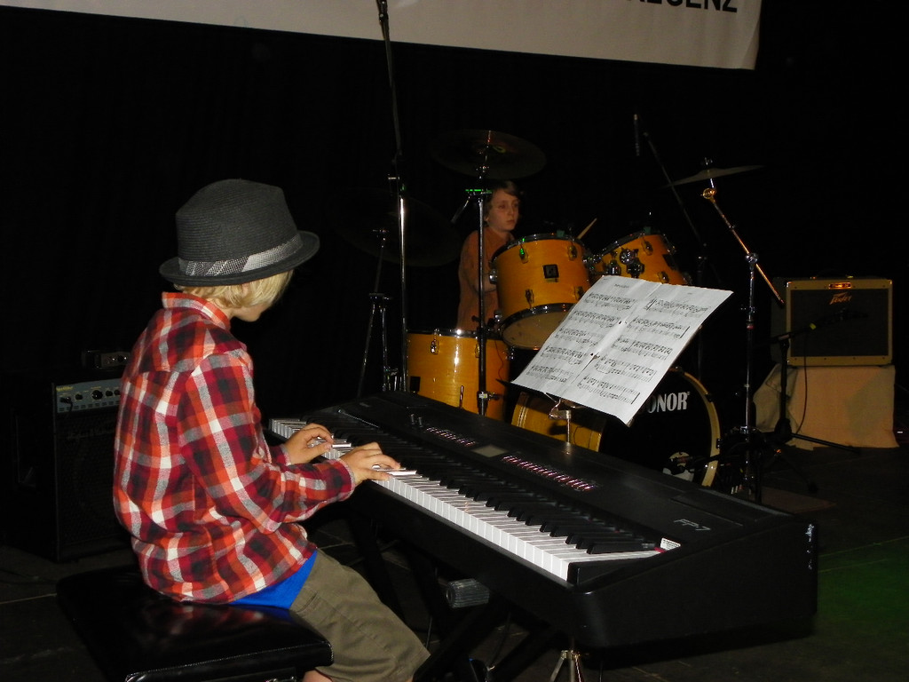 111_8485_JPG-1309689347