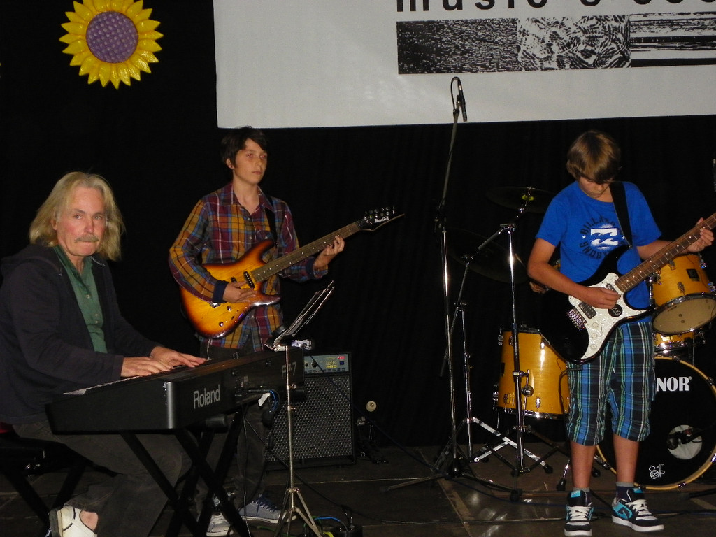 111_8510_JPG-1309689399