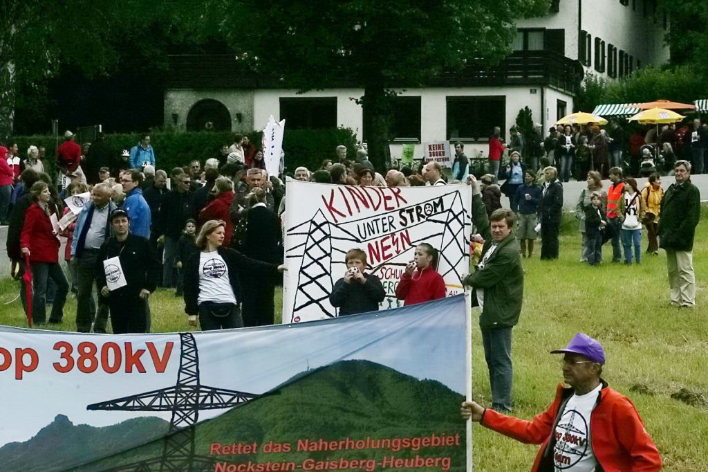normal_03072011demoffaktivnews_010.jpg