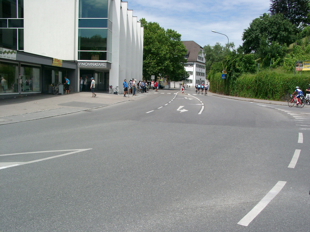 01010606_JPG-1309707672